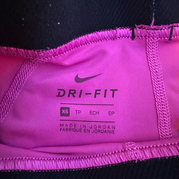 hot pink nike pro shorts 3” - Picture 3 of 4